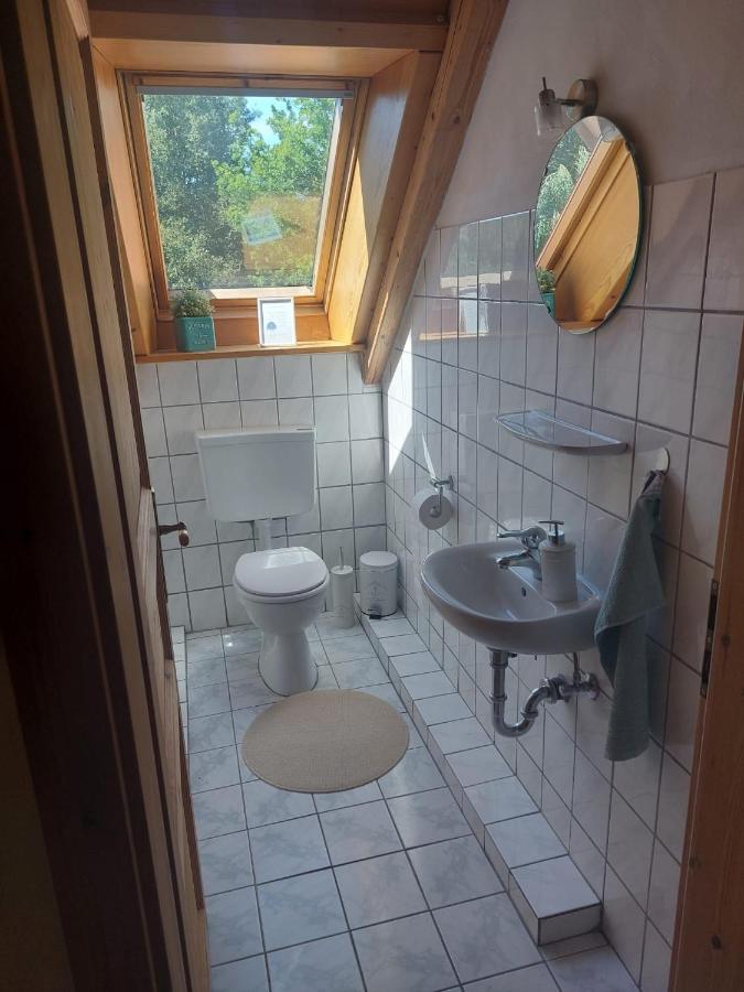 Elli Apartment Berumbur Ngoại thất bức ảnh